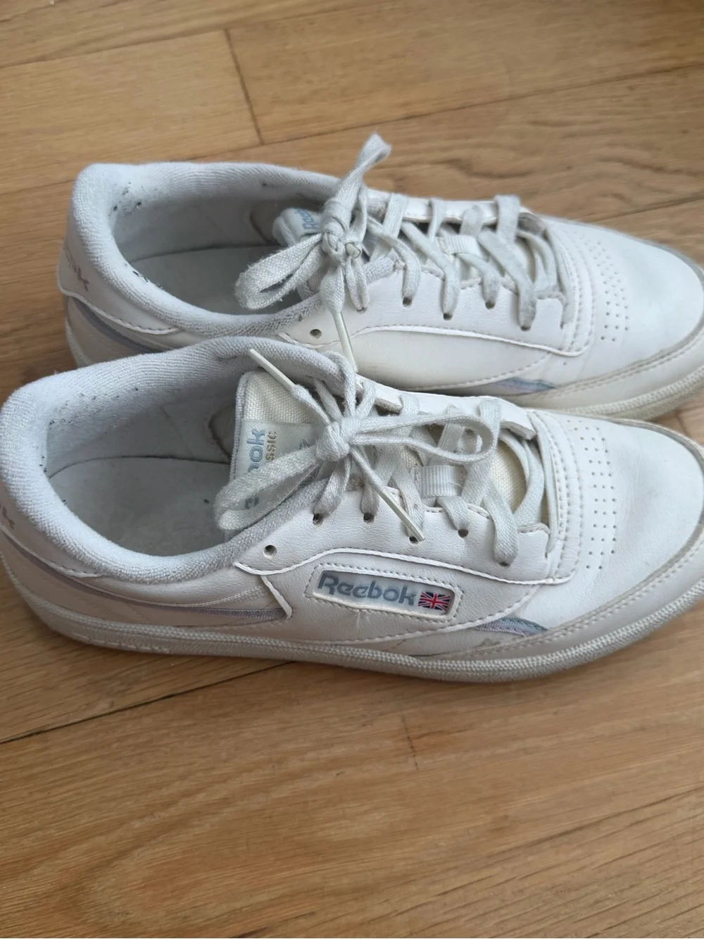 Reebok classic low